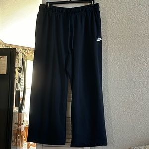 BRAND NEW NIKE SWEATS. Size 0X, black, wide leg fit